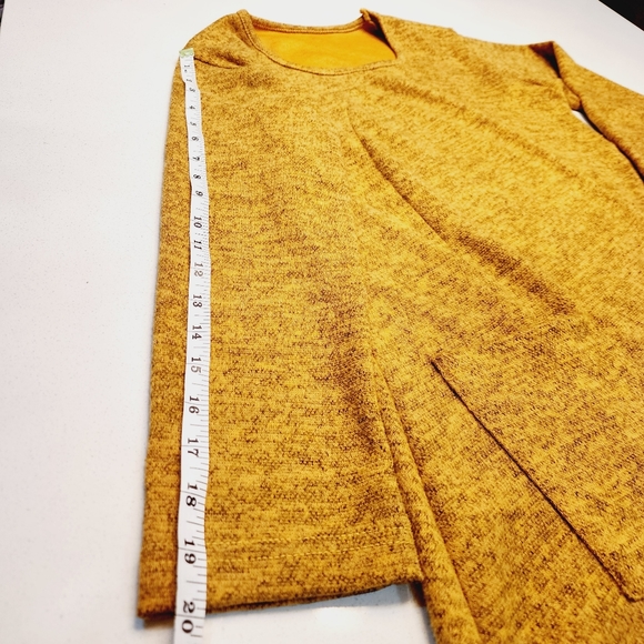 All season womens top - Picture 4 of 7